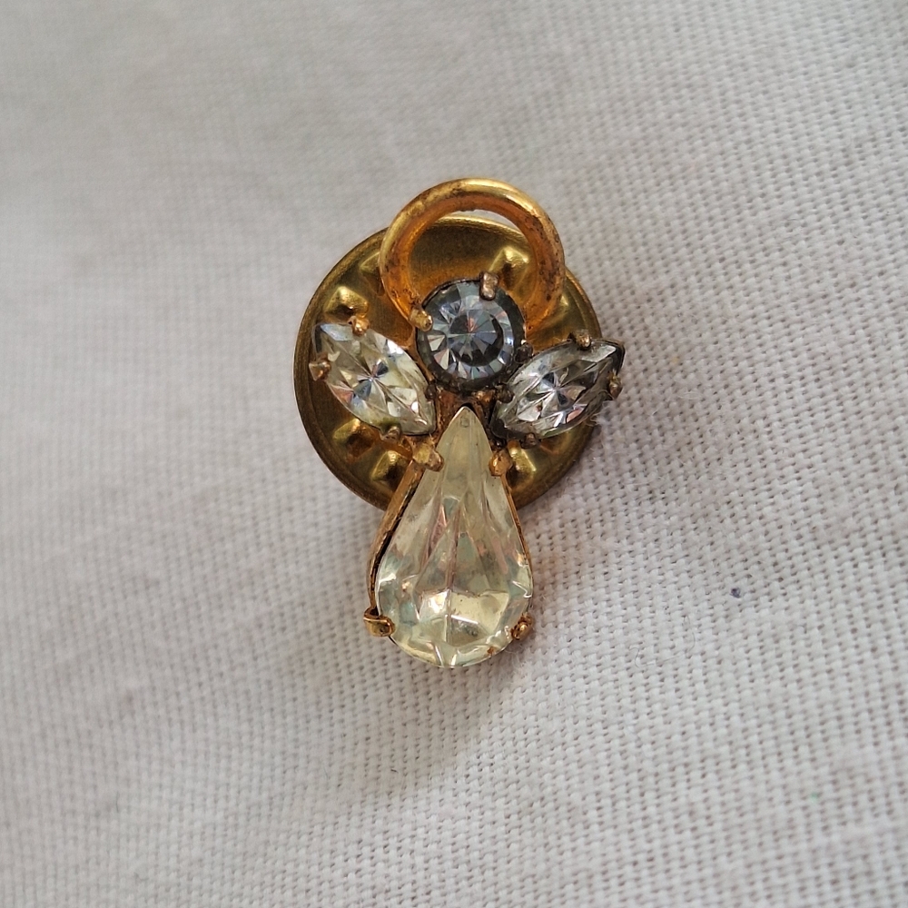 Gold Angel Pin